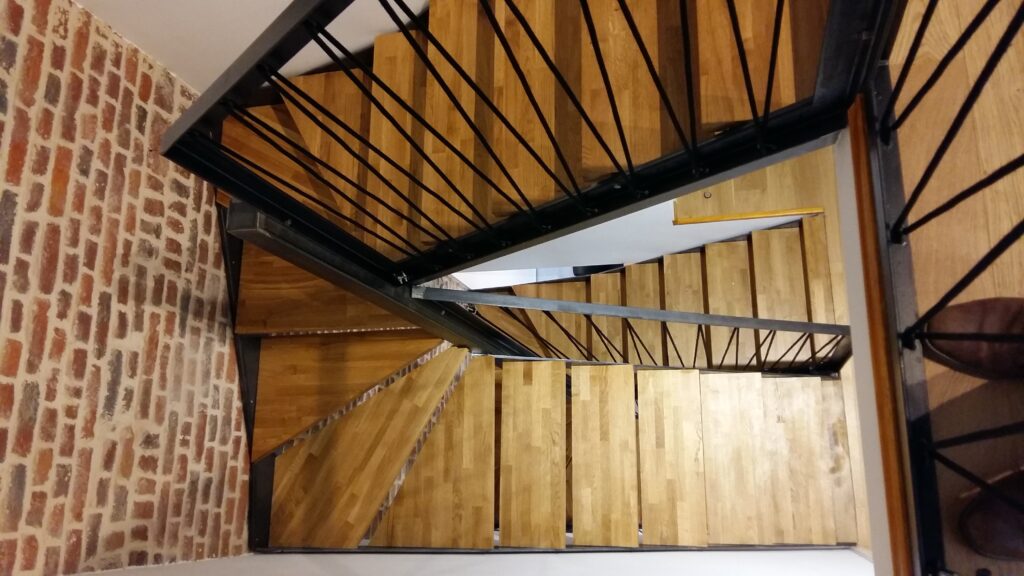 escalier briques